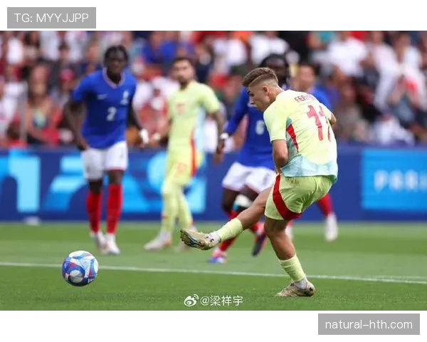 费尔明首次首发出战,球队寄望其带来突破性表现 费尔明首次首发出战,球队寄望其带来突破性表现