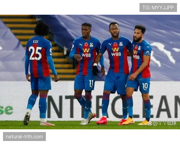 水晶宫革新中路渗透战术，华丽攻势足球焕发新活力