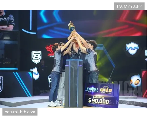 J1联赛最佳射手再创佳绩，强势助力球队争冠