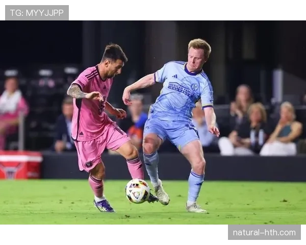 亚特兰大新赛季进攻提速：快速反击成撕裂对手防线利器