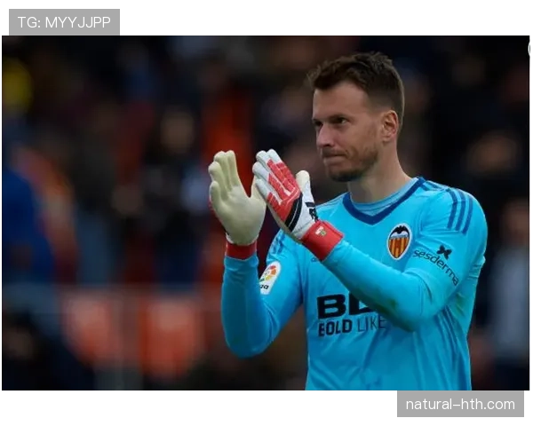 久保建英国家队首秀表现稳健,开启日本队新星征程 久保建英国家队首秀表现稳健,开启日本队新星征程