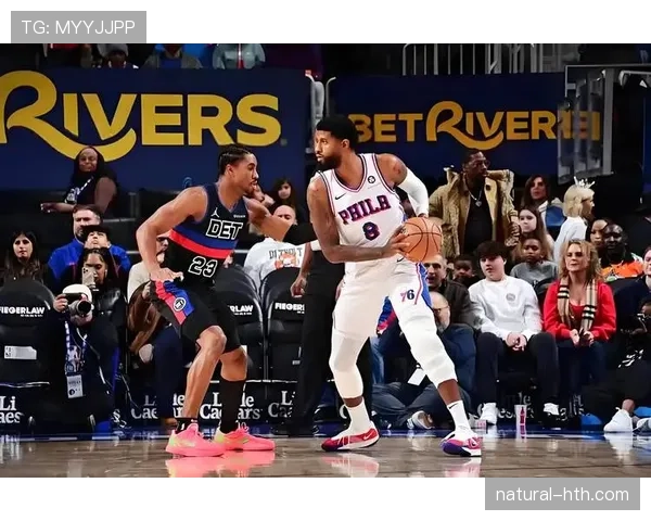 保罗·乔治居然这么节俭?私下穿破球鞋逛街,明星光环全无!